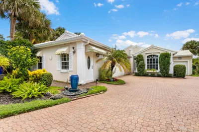3750 Longview Court 1