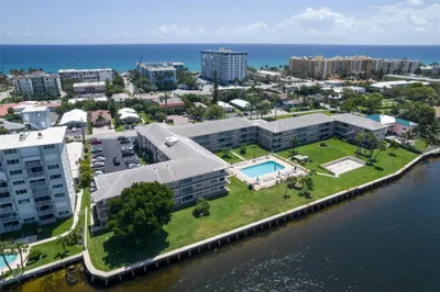 Nestled in between the Intracoastal and Beach in D