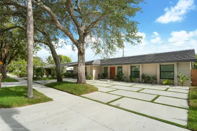 21490 Highland Lakes Blvd 1