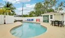 2112 Mercer Avenue Photo