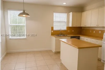 2150 Shoma Dr #226 1