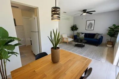 120 NE 10th Ave #3 1