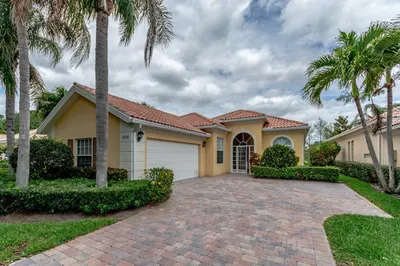 4705 Dovehill Drive 1