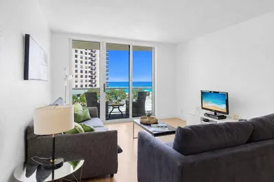 3801 S OCEAN Drive #4Y 1