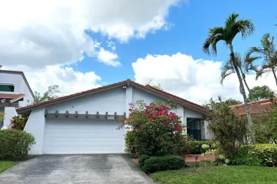 665 Hollows Circle 1