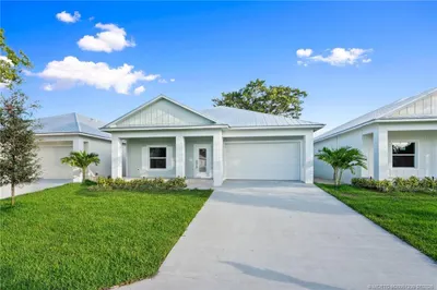 1074 SW 35th Street 1