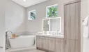 7 Marina Gardens Drive Photo
