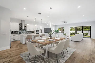 709 NW 4th Street 1
