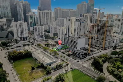232 SW 8th St 1