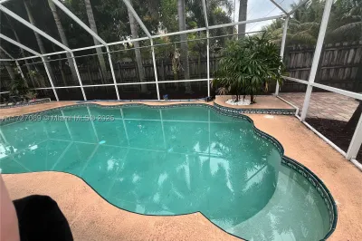 1100 SW 49th Ter 1