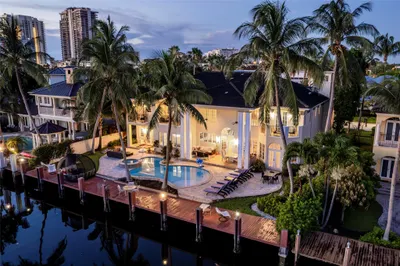 7 Pelican Dr 1