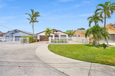 1000 NW 127th Ave 1