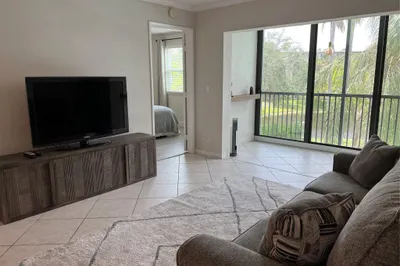 2220 N Cypress Bend Drive #301 1