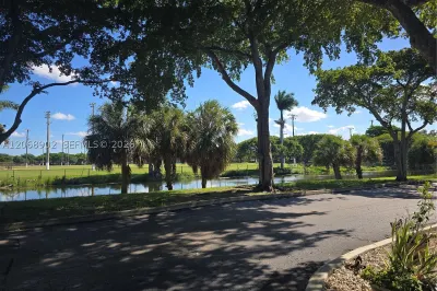 16330 Oak Walk 1