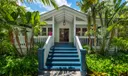 708 SE Riverside Drive Photo