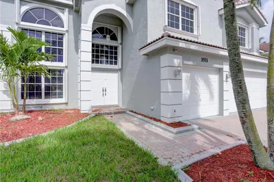 3553 SW 173rd Te 1