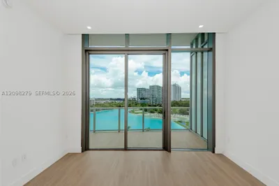 2411 laguna circle #610 1