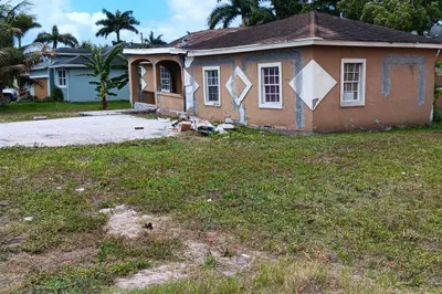 542 SE 6th Drive