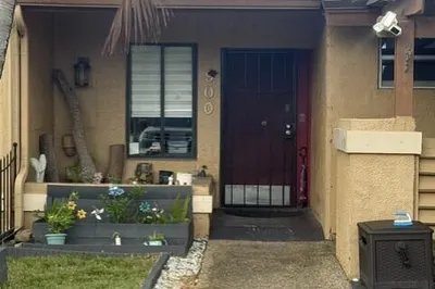 900 NW 79th Terrace 1