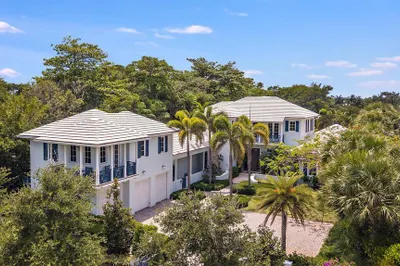 1222 N Ocean Boulevard 1