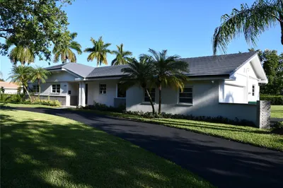 7200 SW 132nd St 1