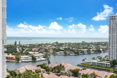21055 Yacht Club Dr #2005 1