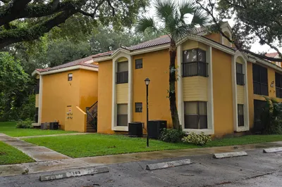 3852 Coral Tree Circle 1