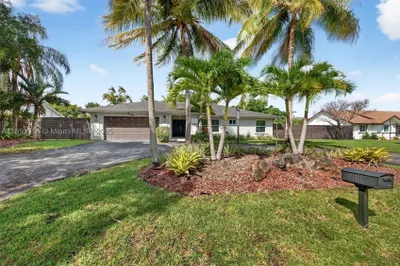 17500 SW 93rd Pl 1