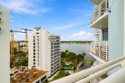 1551 N FLAGLER Drive #1005 SEASONAL 1
