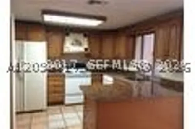 5172 S University Dr #5172 1