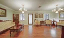 720 E 8th Ln Photo