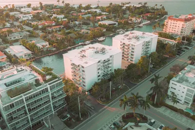 10000 W Bay Harbor Dr #325 1