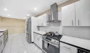 490 W 33rd Pl Photo