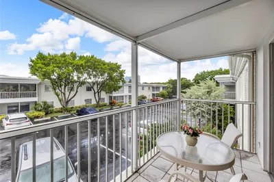 6371 Bay Club Dr #3 1