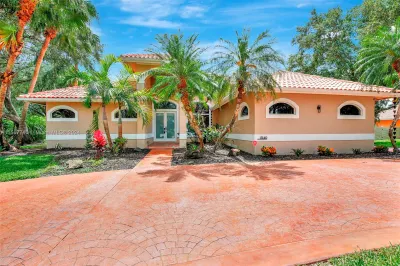 13140 SW 28th Ct 1