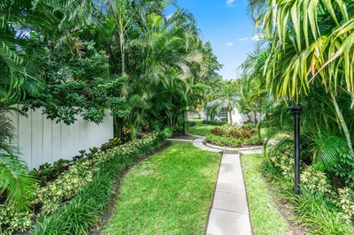 1225 George Bush 4 Boulevard #4 1