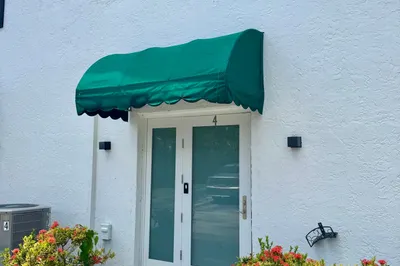 690 SE 23RD Avenue #4 1