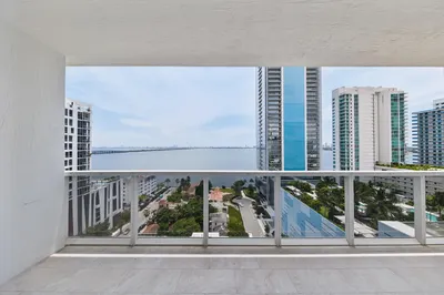 600 NE 27th Street #1605 1