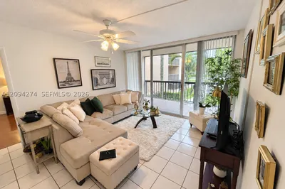 10425 SW 112th Ave #220 1