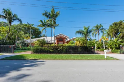 18030 SW 82nd Ave 1