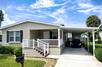 4185 2nd Court 1