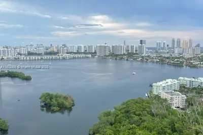 16385 Biscayne Blvd #2918 1