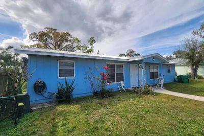 5013 Sanibel Avenue 1