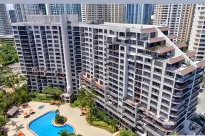540 Brickell Key Dr #1024 1