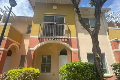 703 N SANTA CATALINA Circle #703 1