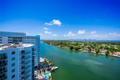5900 Collins Ave #1701 1