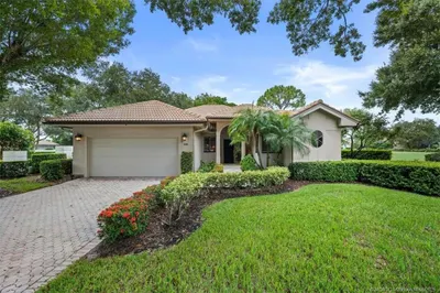 3378 SE Cambridge Drive 1