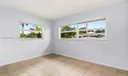 106 E Park Ln E Photo