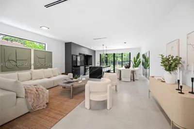 53 NW 52nd St 1