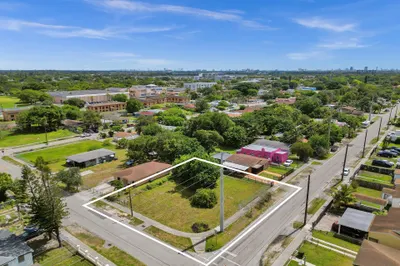 1895 NW 58th Street 1